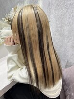 ラビス(Lovis) 大人ガーリー/似合わせカット/ミディアムレイヤー