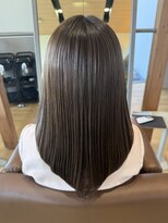 ロッカ(ROCCA)&nbsp;透明感ブラウン×艶髪髪質改善ストレート