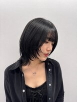 エイド 本店(aid)&nbsp;レイヤーウルフでかっこいい女性スタイル