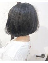 ヘアーアンドアトリエ マール(Hair&Atelier Marl)&nbsp;【Marl】ダークオリーブグレージュのシンプルボブ♪