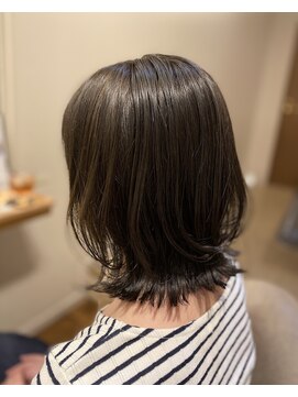 トリート 南行徳本店(TREAT) ダークアッシュ×ウルフボブ［スリークボブ］