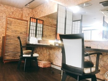 ヘアレストアッシュ(HAIR rest h)の写真/【コロナ対策徹底中】気兼ねなく過ごせる空間作りを行っております。周りを気にせずにゆったり過ごせる◎