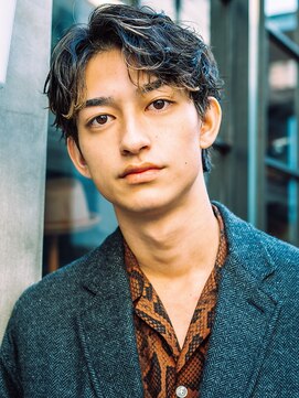 オーシャントーキョーオーバー 渋谷(OCEAN TOKYO OVER) サイドグラデーションショート