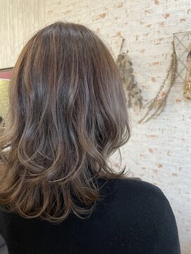 アカイトビラ ヘアケアサロン(AKAI TOBIRA Hair Care Salon) アッシュ×レイヤー☆