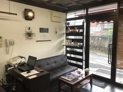シングルヘアサロン(single hair salon)の写真