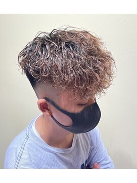 フォーコーナーズカットショップフェイビーズ 名古屋西(FourCornersCutShop favey's) 波巻きスパイラル