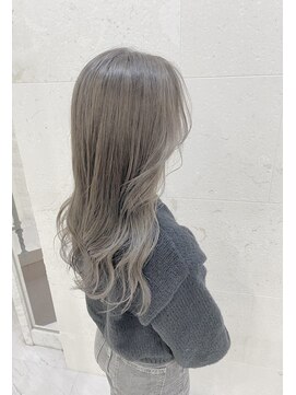 シャンティ 札幌駅前店(Shanti) 透明感のあるグレージュスタイル 【新濱奈未子】