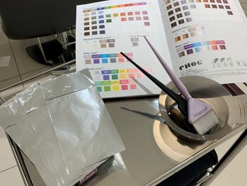 ユアンド(Y&)の写真/ヘアカラーに特化したサロン「hair color Y&」 こだわりの厳選した薬剤使用でダメージレスで綺麗な髪色へ