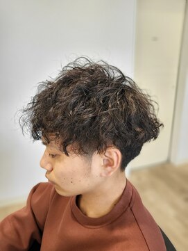 フロート ウラ(FLOAT ula) men'sパーマSTYLE
