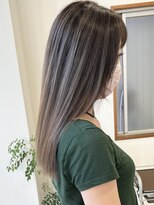 キノ(kino)&nbsp;エアタッチ×グレージュ