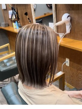 ヘアーサロン アトリエ(Hair salon ATORIE) ミディアムヘアブリーチカラーアンブレラカラー