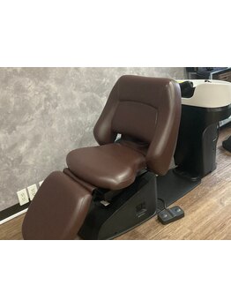 日頃の疲れを癒してくれるプチ贅沢のヘッドスパ♪頭皮と髪の健康をサポートしながらリフレッシュできる◎