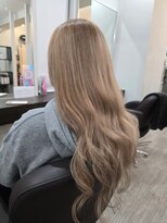 グランディールヘアデザイン(grandir hairdesign)&nbsp;プルエクステ/ハニーベージュ/ブリーチ/ロングヘア/千葉
