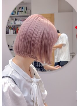 スタン 渋谷(Stam) ペールピンク切りっぱなしボブピンクベージュハイトーンブリーチ