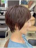 ショートボブ