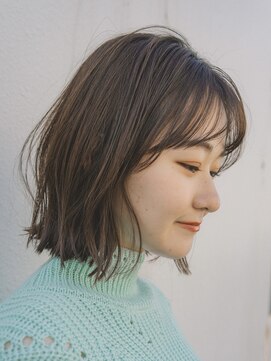 ガーデンヨコハマエスト(GARDEN YOKOHAMA est) ボブ　外ハネボブ　くびれヘア　切りっぱなしボブ　暗めカラー