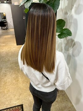 メリー オオサカ(Merly Osaka) バレイヤージュ