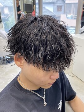 エデアンルクラ 下通(EDEAN Leclat) 熊本メンズヘア 波巻きスパイラルパーマ ツイスパ マッシュ