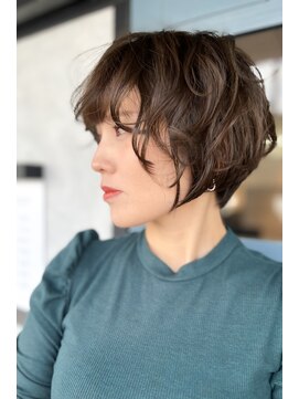 ショート×ニュアンスパーマ