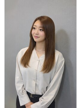 スリーク バイ ロイ 宇治店(sleek by roy) 明るめカラーも傷ませずにキレイ。