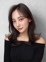 ステイゴールド(STAYGOLD)&nbsp;アッシュブラウン 顔周りレイヤー センターパート 韓国ヘア 艶髪