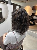 ミディアムスパイラルパーマハイライトベージュ
