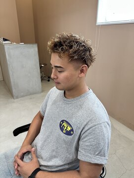 ジジ インターパーク 宇都宮(Gigi) メンズショート/メンズハイライト/スパイキーショート