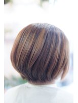 ネス(NESS) ベージュ系ハイライトの入ったまあるいグラボブ182