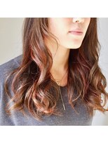 キートス ヘアーデザインプラス(kiitos hair design +) インナーカラー（ピンク、レッド系）