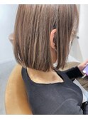 ミルクティーベージュ