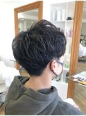 かき上げヘア　ニュアンスマッシュ　サイドパート　韓国マッシュ