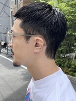 フイ メンズヘア ヨヨギ(Hui men's hair yoyogi) メンズ/アップバング/ツーブロックマッシュ/束感ショート/波巻き