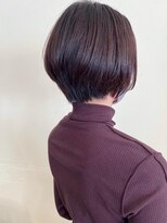 トップヘアー アヴェニュー 刈谷(TOPHAIR Avenue)&nbsp;手ぐしでまとまるショートボブ/アースカラー/ヘルシースタイル
