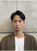 黒髪ビジネス刈り上げショート