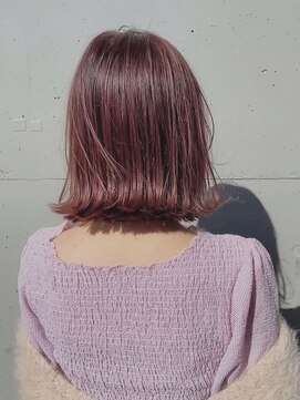 ソート(sot) 切りっぱなしボブとピンクカラー横浜/横浜駅/韓国風/髪質改善