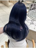 くすみブルー