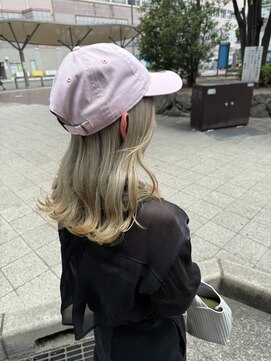 ヘアースペースブルーム リアン 岡町店(HAIR SPACE BLOOM Lien) ホワイトベージュ