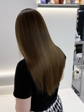 アールプラスヘアサロン(ar+ hair salon) 【新宿/新宿三丁目/ダブルカラー/ハイトーン】