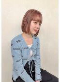 ショートボブ切りっぱなしボブタッセルボブブリーチダブルカラー