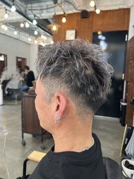 ヘアメイク デザート(HAIR MAKE DESART) メンズハイライト