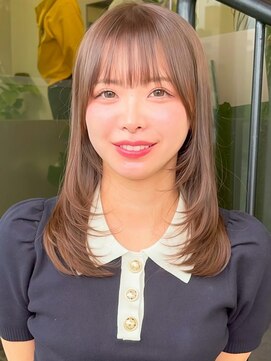 ヨリ トウキョウ(yori Tokyo) 似合わせカット30代40代50代ショートボブくびれレイヤーカット