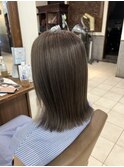 『白髪ぼかし』ブリーチなしで作る透明感アッシュグレージュ