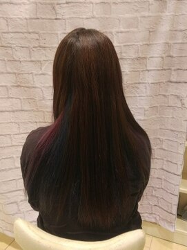 ミーティア バイ クアトロ(Meteor By QUATRO) ツートーンインナーカラー