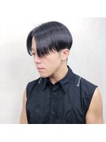 ジゼル(gisele)&nbsp;センターパートストレートマッシュ