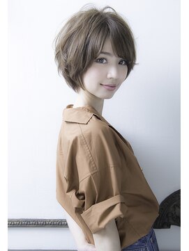 ラ フォルム(La forme) 大人可愛い小顔ひし形ショート