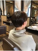 ショートボブ
