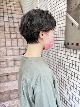 ネオリーブアイム 横浜西口店(Neolive aim) 癖毛を活かすショートカット　パーマ風くせ毛襟足改善