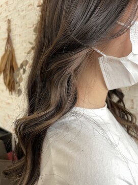 アカイトビラ ヘアケアサロン(AKAI TOBIRA Hair Care Salon) インナーカラー☆
