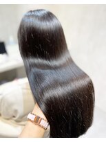 ロッタクッチ 表参道 青山(LOTTA CUCCI) 韓国風上品なブルーブラック