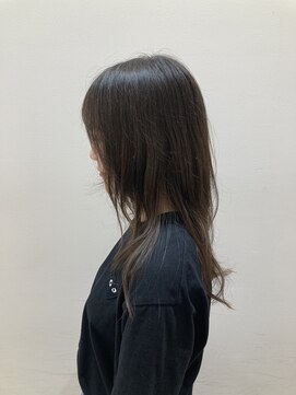 ヘアーライズ 池袋東口店(hair RISE) ソフトウルフカット酸性ストカールマッド系でトーンダウン